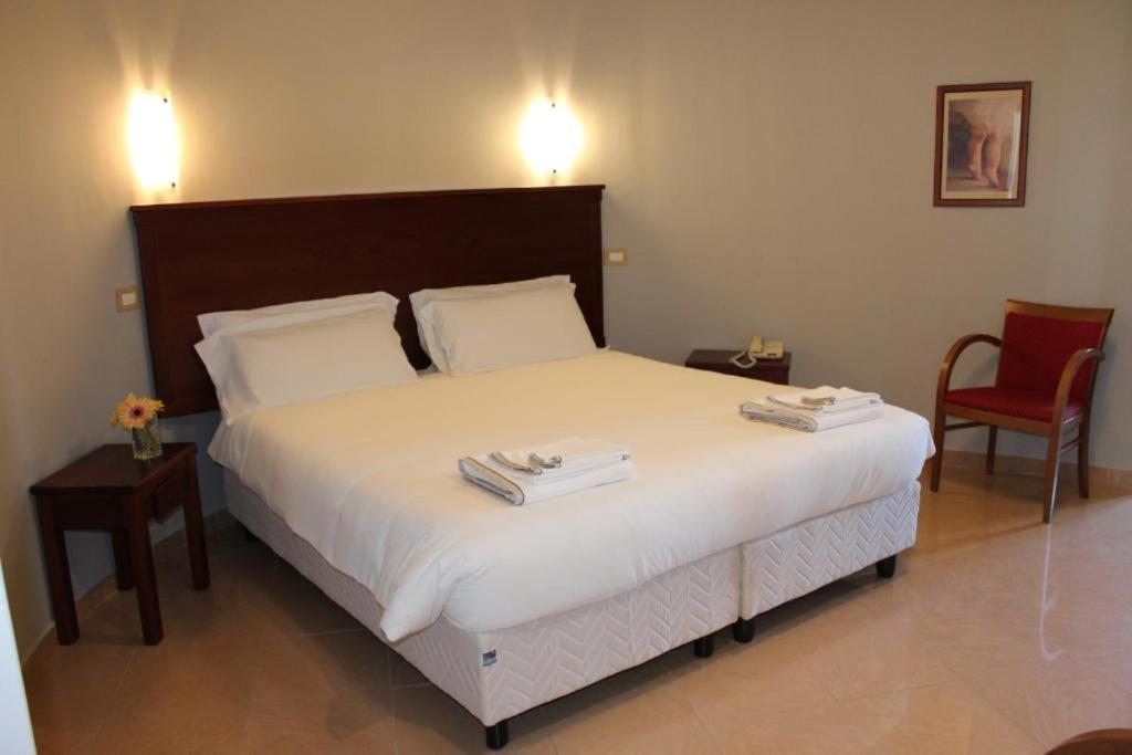 Hotel Citta Della Notte Augusta Zewnętrze zdjęcie
